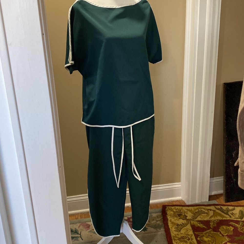 Hunter/emerald green shirt and pants set